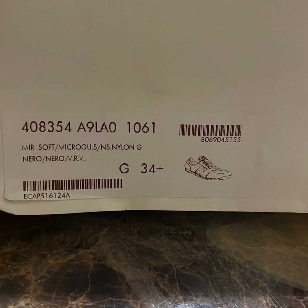 Gucci sneakers